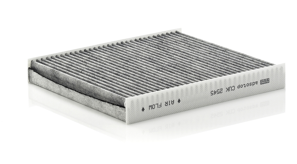 Filtru Mann-Filter CUK 2545 | Aer Curat în Habitaclu