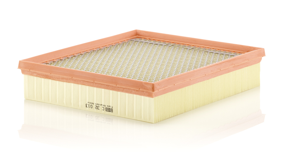 Filtru aer Mann-Filter C 32 013 - Protecție Optimă